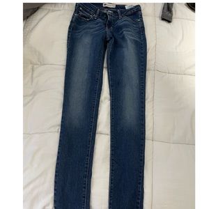 Levis Denim’s in great condition never been worn